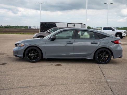 Used 2026 Honda Civic Sport image 4