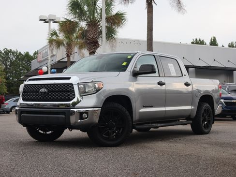 Used 2019 Toyota Tundra SR5 RWD image 1