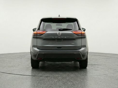 Used 2025 Nissan Rogue SV FWD image 7