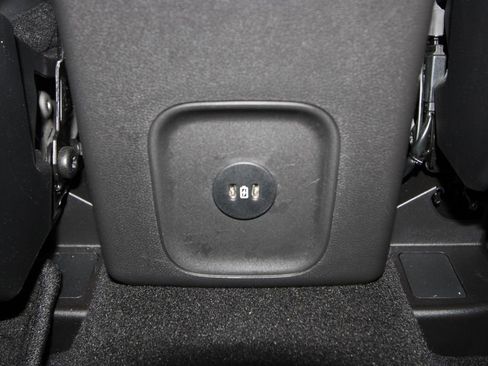 Used 2025 Ford Escape ST-Line w/ Equipment Group 301A FWD image 27