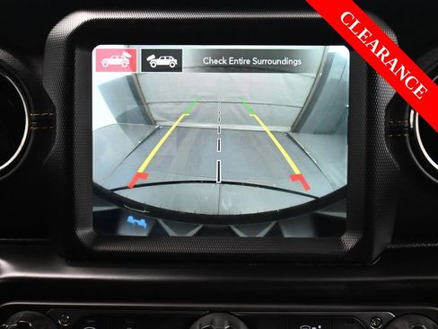 Used 2022 Jeep Wrangler Unlimited Sahara image 20