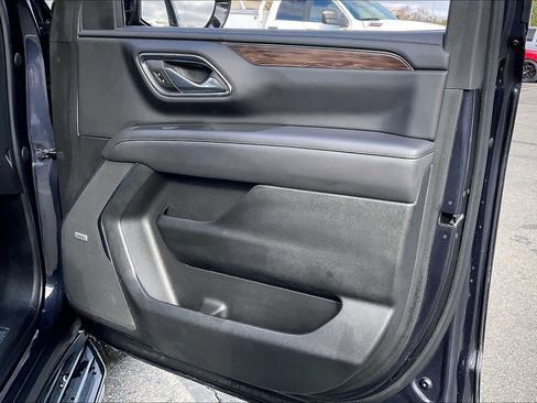 Used 2022 Chevrolet Tahoe LT w/ Luxury Package image 24
