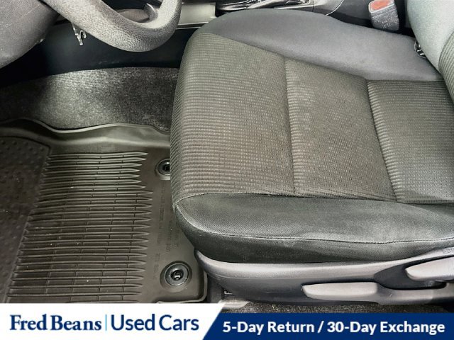 Used 2016 Toyota RAV4 LE AWD/4WD image 24