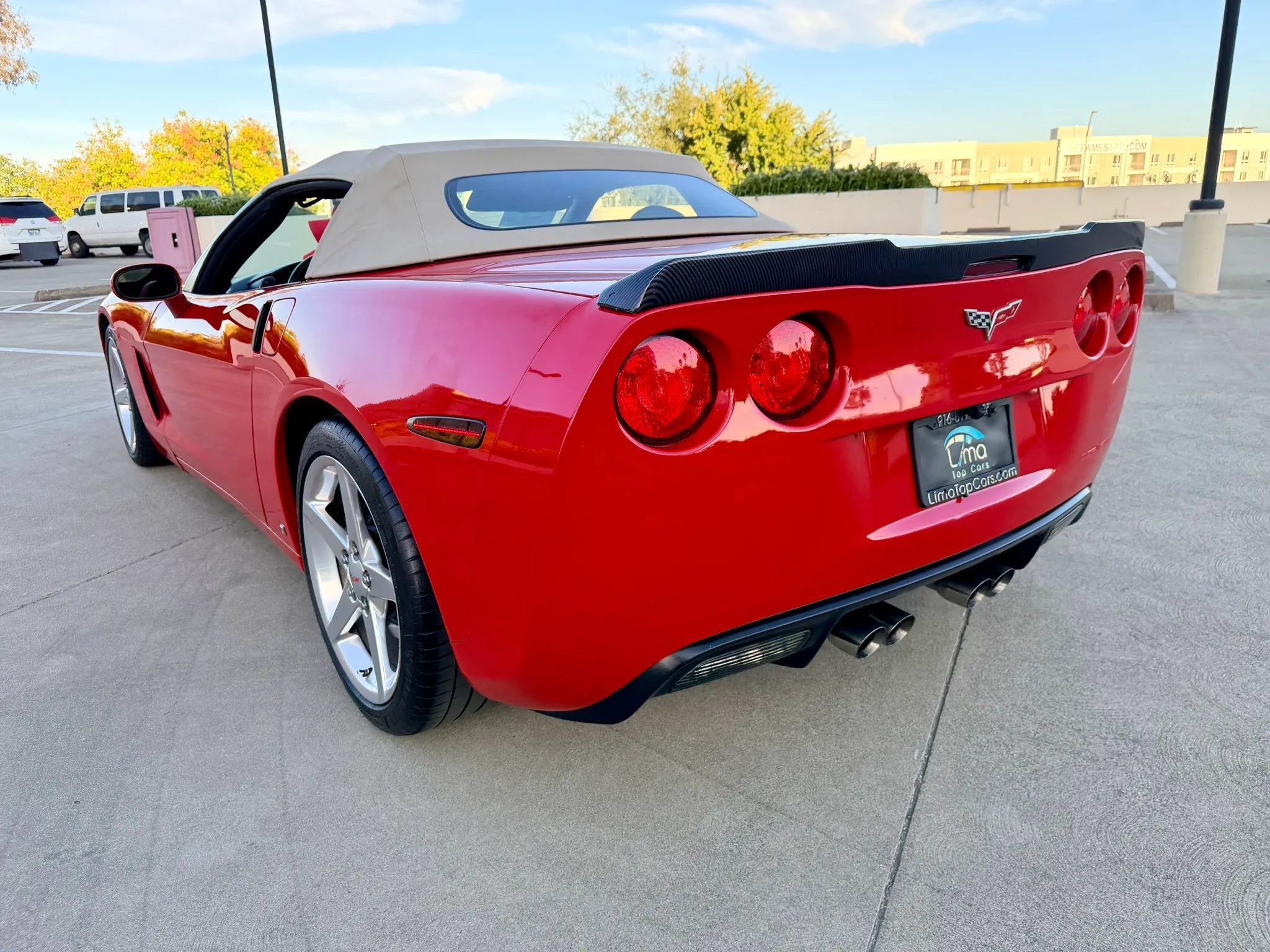 Used 2006 Chevrolet Corvette Convertible w/ Preferred Equipment Group RWD image 24