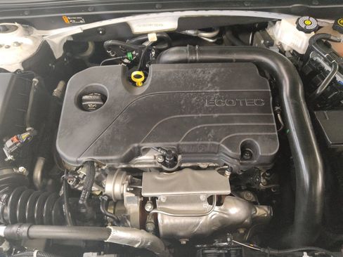 Used 2023 Chevrolet Malibu RS FWD image 30