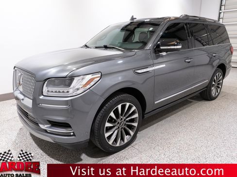 Used 2021 Lincoln Navigator Reserve RWD image 2