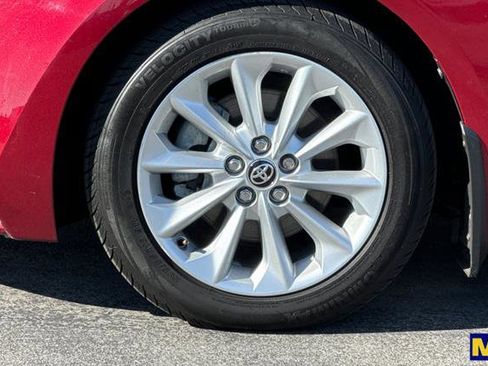 Used 2022 Toyota Corolla XLE image 31