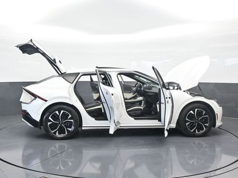 Used 2024 Kia EV6 GT-Line image 83