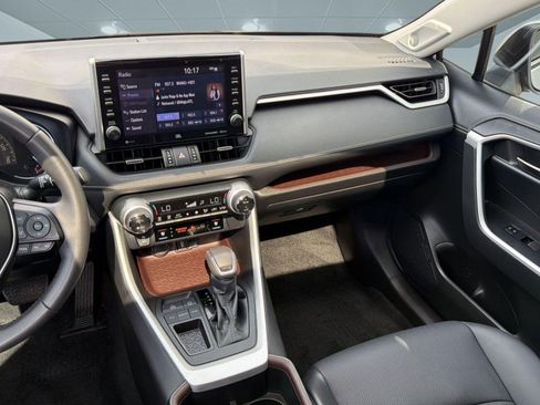 Used 2022 Toyota RAV4 Limited w/ Limited Grade Weather Package FWD image 27