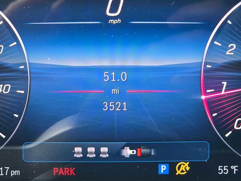 Used 2025 Mercedes-Benz C 300 Sedan image 27