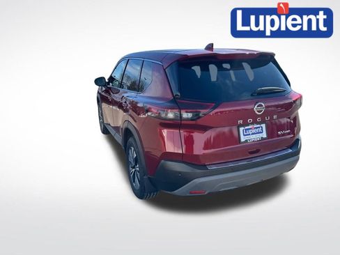 Used 2021 Nissan Rogue SV image 7