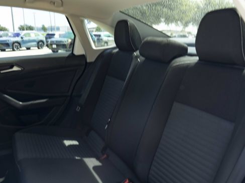 Certified 2025 Volkswagen Jetta S FWD image 17