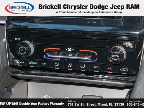 New 2025 Jeep Grand Cherokee Laredo image 23