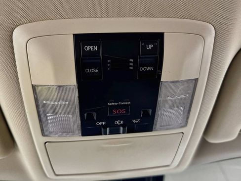 Used 2017 Lexus CT 200h FWD image 14