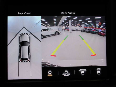 Used 2022 Maserati Levante GT image 32