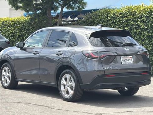 Certified 2025 Honda HR-V LX image 6