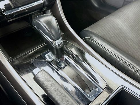 Used 2016 Honda Accord Sport image 22