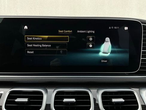 Used 2020 Mercedes-Benz GLE 350 4MATIC image 33