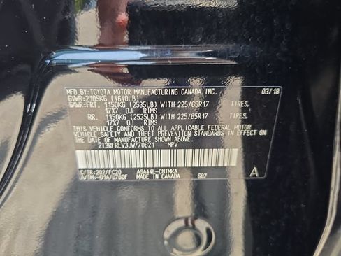 Used 2018 Toyota RAV4 XLE AWD/4WD image 31