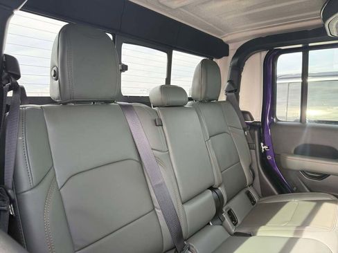 New 2026 Jeep Gladiator Mojave image 19