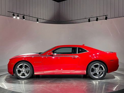 Used 2012 Chevrolet Camaro LT w/ RS Package image 9