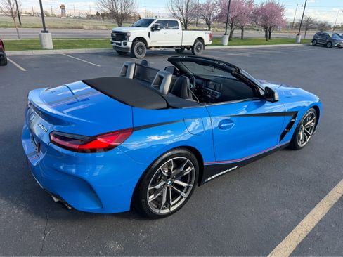 Used 2021 BMW Z4 M40i w/ Executive Package image 7