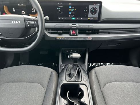 Used 2025 Kia K4 FWD image 13