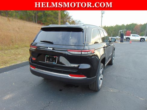 New 2025 Jeep Grand Cherokee Limited RWD image 16
