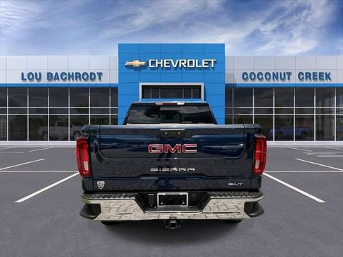 Used 2022 GMC Sierra 1500 SLT w/ SLT Premium Plus Package AWD/4WD image 7