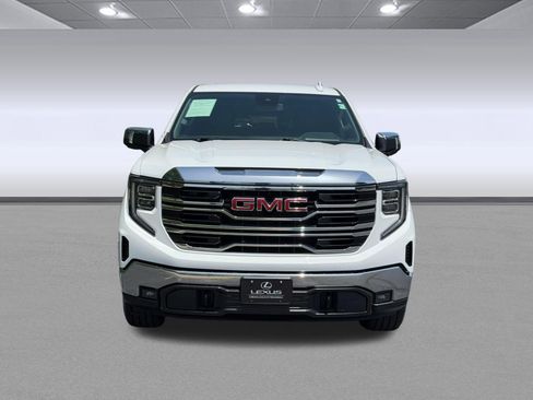 Used 2023 GMC Sierra 1500 SLT w/ SLT Premium Package AWD/4WD image 6
