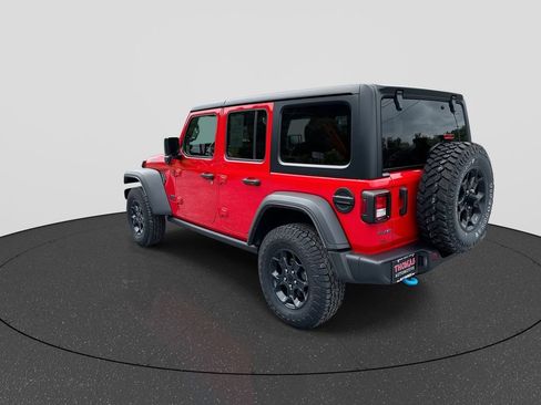 Used 2023 Jeep Wrangler Unlimited w/ Cold Weather Group AWD/4WD image 6