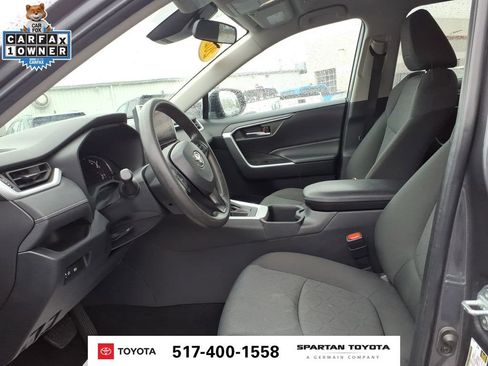 Used 2024 Toyota RAV4 XLE FWD image 14
