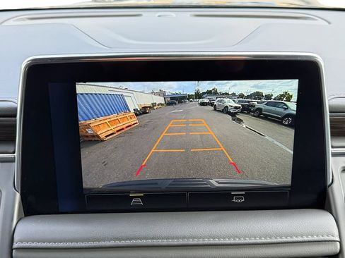 Used 2023 Chevrolet Tahoe Z71 AWD/4WD image 15