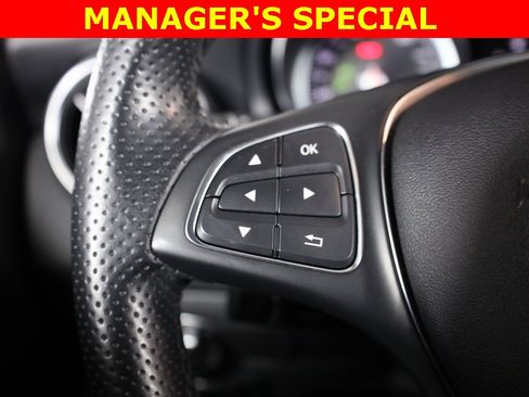 Used 2019 Mercedes-Benz GLA 250 4MATIC image 12