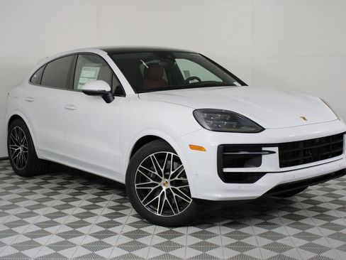 New 2026 Porsche Cayenne Coupe image 9