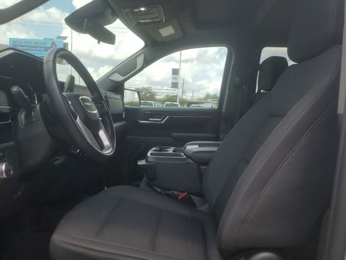 Used 2023 GMC Sierra 1500 Elevation AWD/4WD image 8