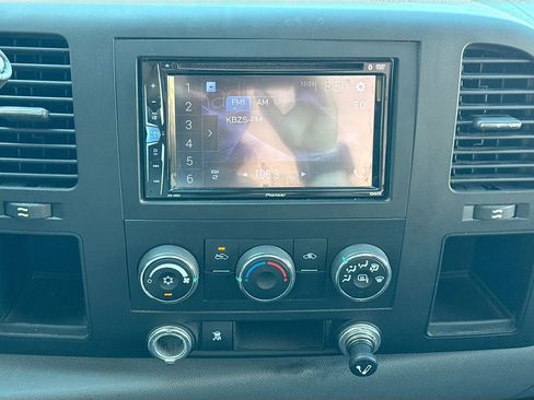 Used 2010 Chevrolet Silverado 1500 W/T w/ LS Package image 14