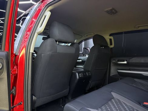 Used 2019 Toyota Tundra SR5 AWD/4WD image 18