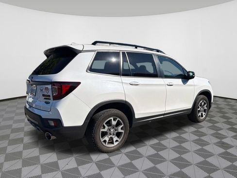 Used 2023 Honda Passport TrailSport image 6