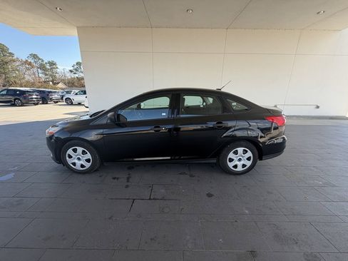 Used 2017 Ford Focus S image 8