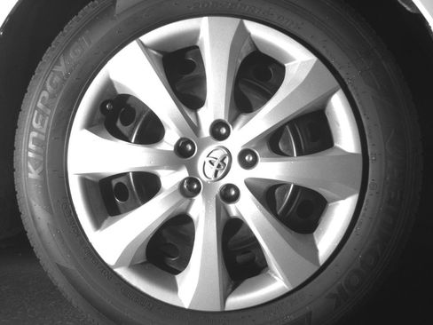 Used 2025 Toyota Corolla LE FWD image 13