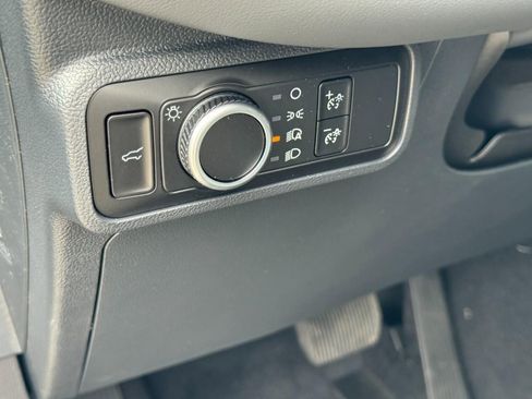 New 2026 Ford Explorer Active image 13