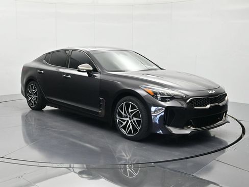 Used 2023 Kia Stinger GT-Line w/ Sun & Sound Package RWD image 3