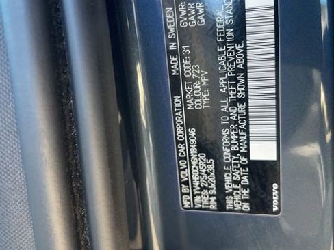 Used 2022 Volvo XC90 T8 R-Design w/ Advanced Package image 9