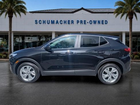Certified 2025 Buick Encore GX Preferred w/ Advanced Technology Package FWD image 4