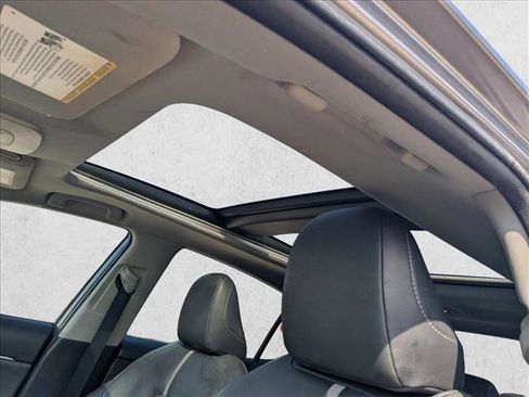 Used 2018 Toyota Camry XSE FWD image 15