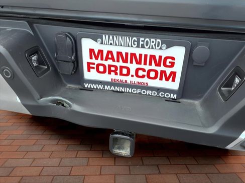 Used 2023 Ford F150 Lariat w/ Equipment Group 502A High image 9