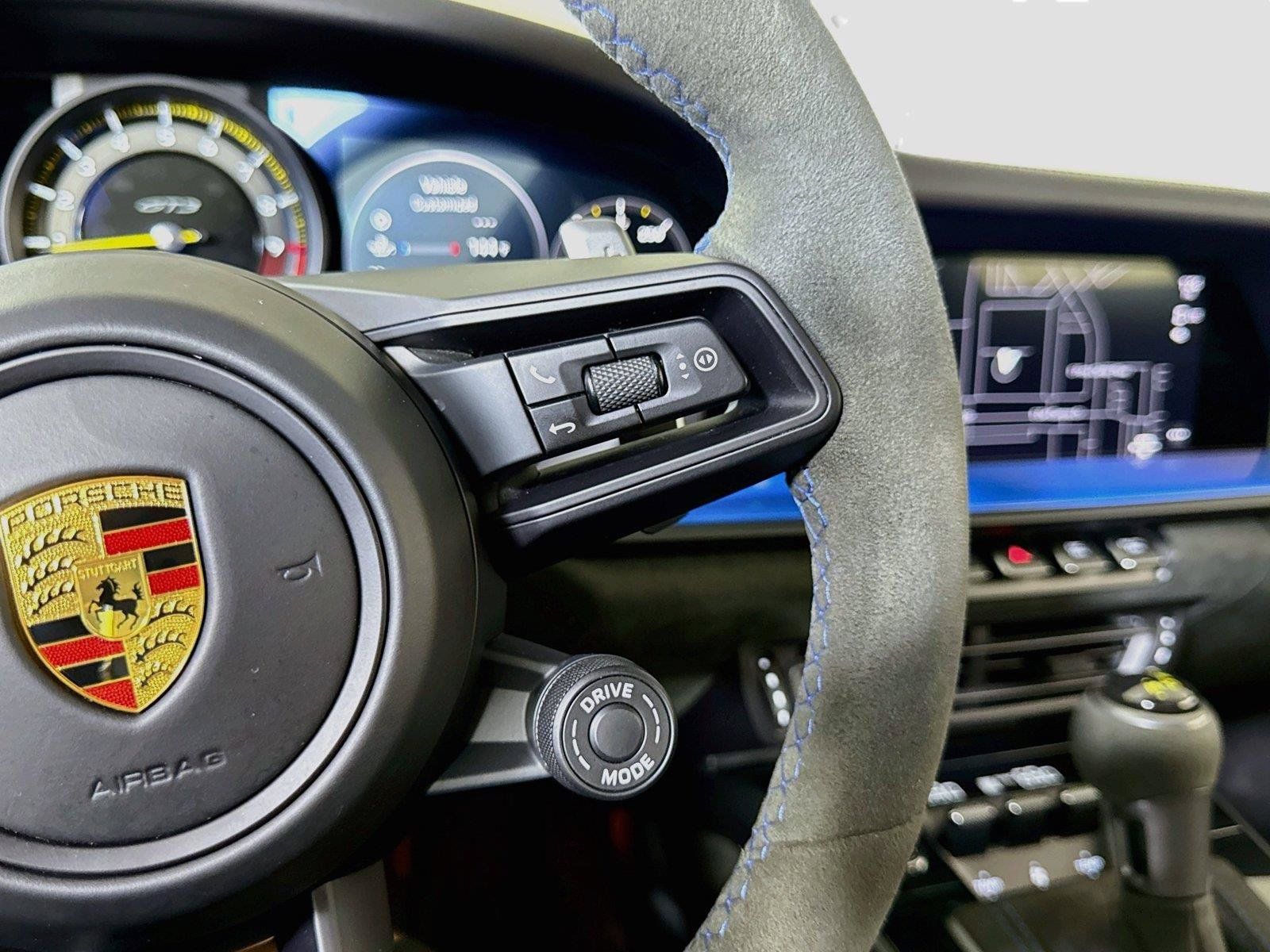 Used 2022 Porsche 911 GT3 RWD image 22