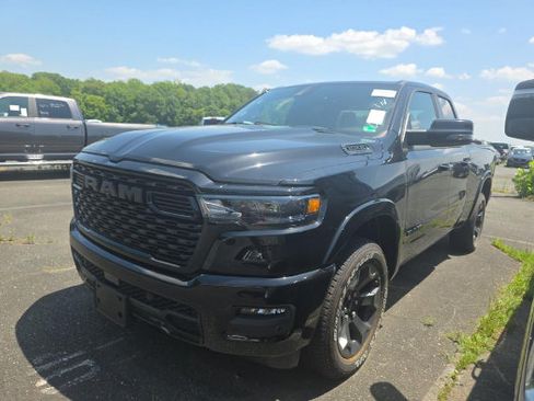 Used 2025 RAM 1500 Big Horn AWD/4WD image 2