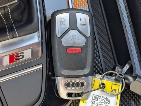 Used 2021 Audi SQ5 Prestige AWD/4WD image 40